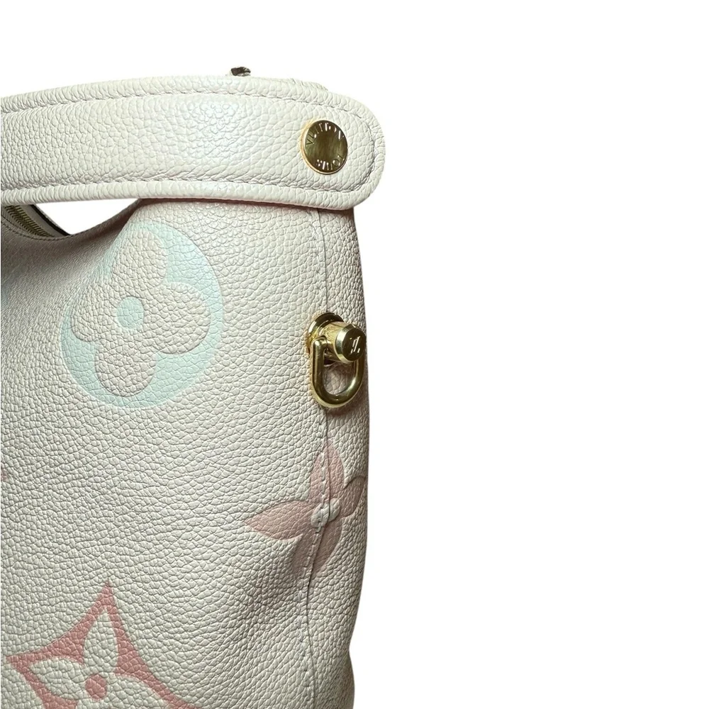 *SOLD* AUTHENTIC/MICROCHIPPED Louis Vuitton: Pink Marshmallow PM Empreinte Bag - Picture 13 of 17